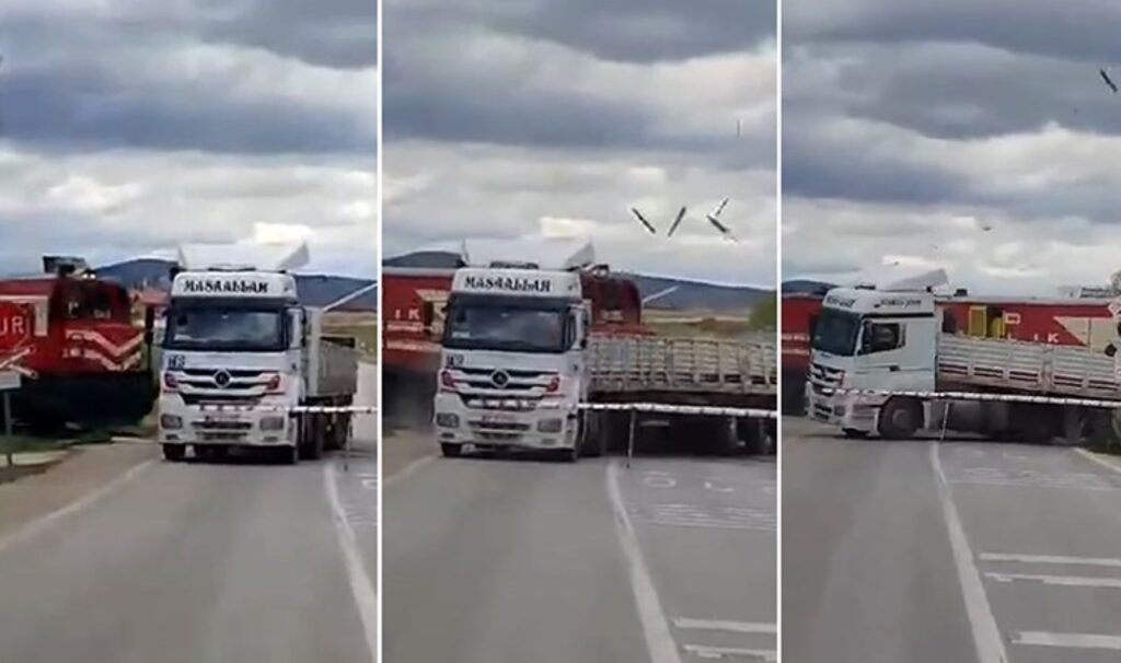 Faciadan dönüldü: Yolcu treni, hemzemin geçitte TIR’a çarptı