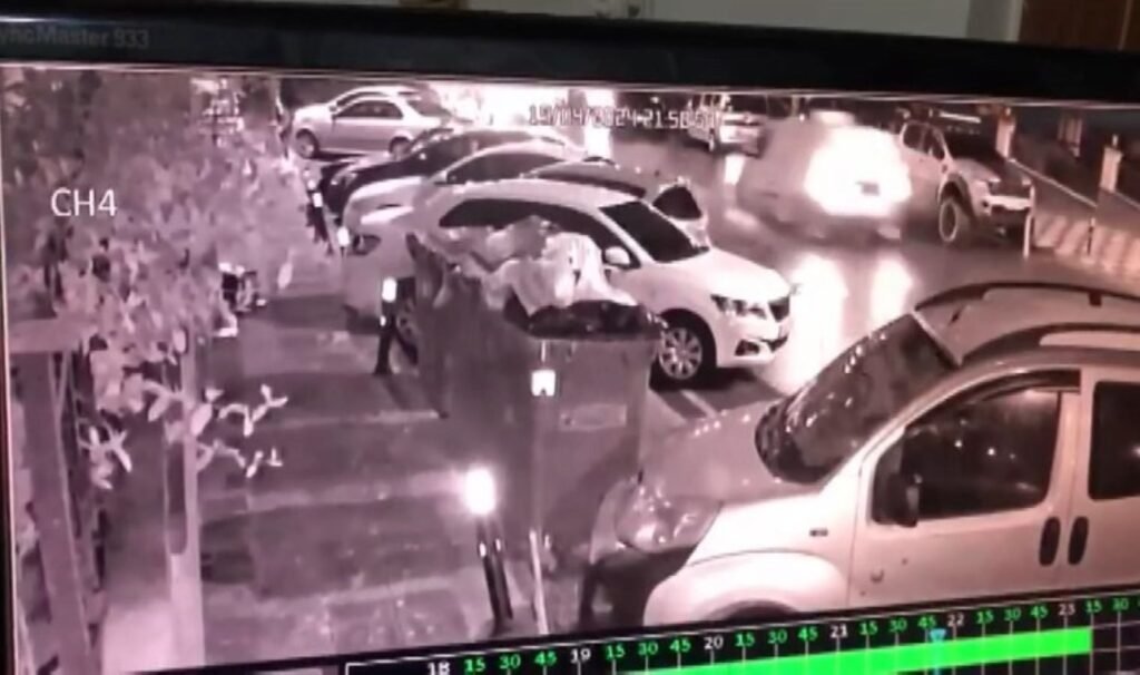 Fren yerine gaza bastı… 14 araca çarptı!