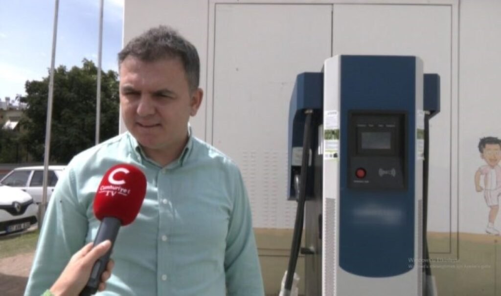 Elektrikli araç şarj istasyonları kazalara davetiye çıkartıyor