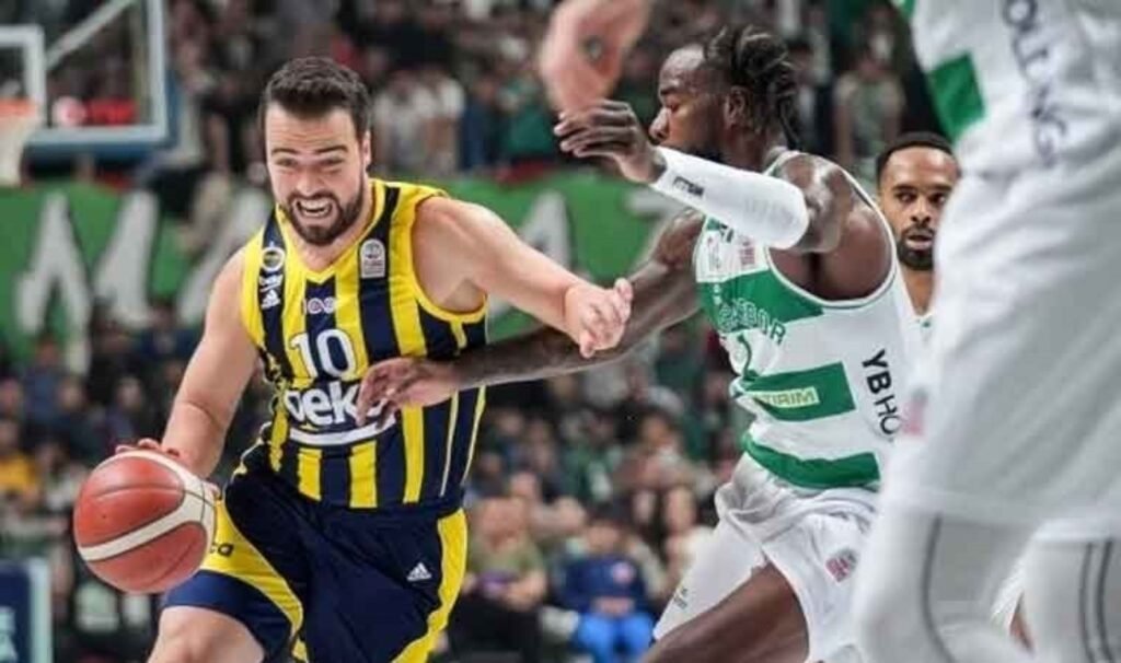 Fenerbahçe Beko, Bursaspor’un play-off hayallerini yıktı