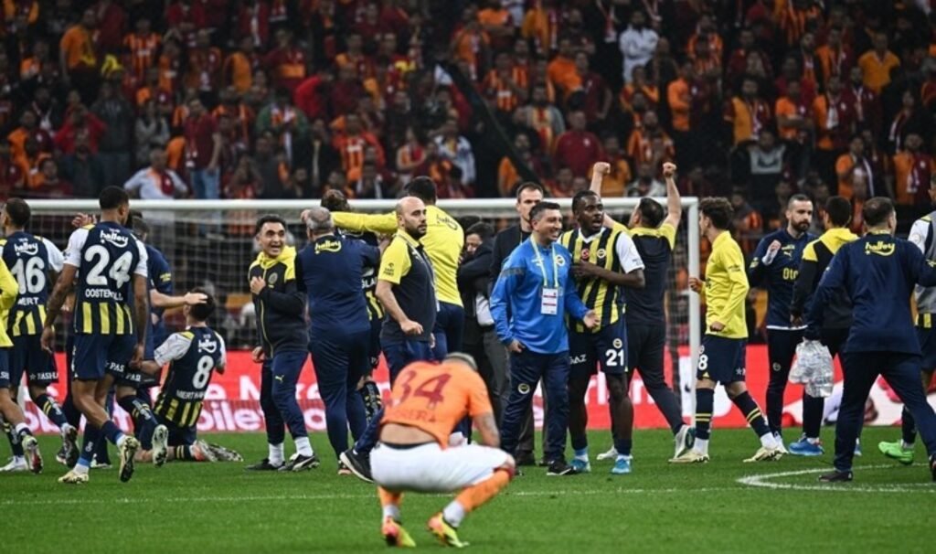 Fenerbahçe, Galatasaray’ın serilerine son verdi!