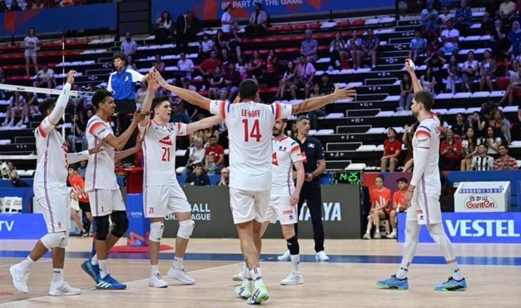 Fransa açılış maçında set vermedi!