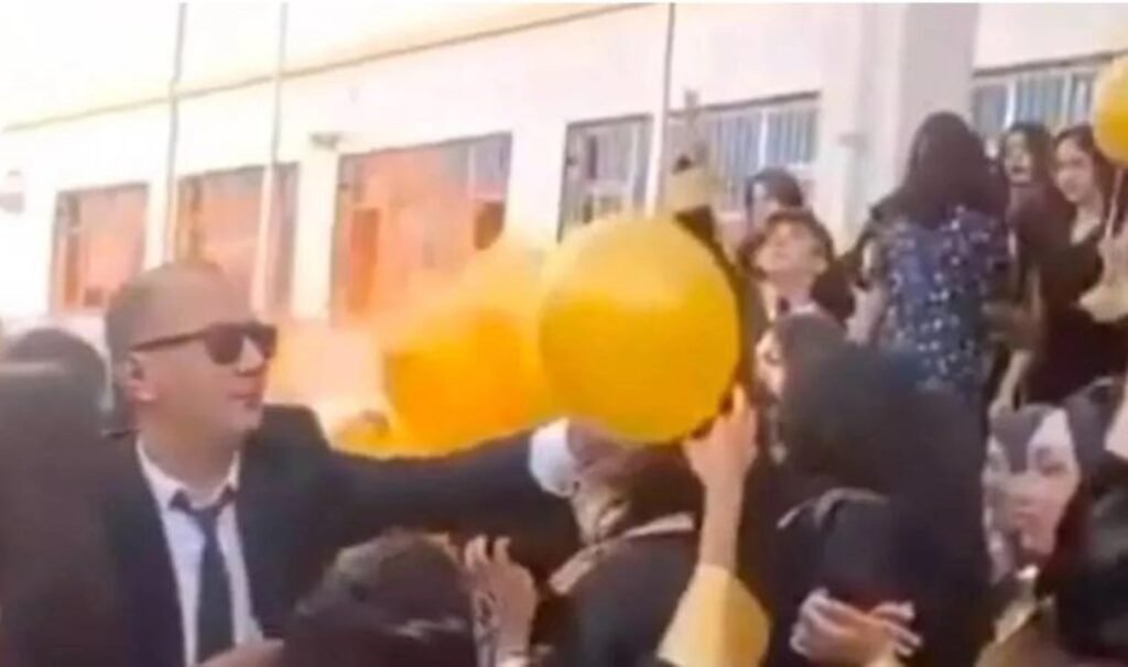 Mezuniyet töreninde korku dolu anlar: 8 öğrenci yaralandı!