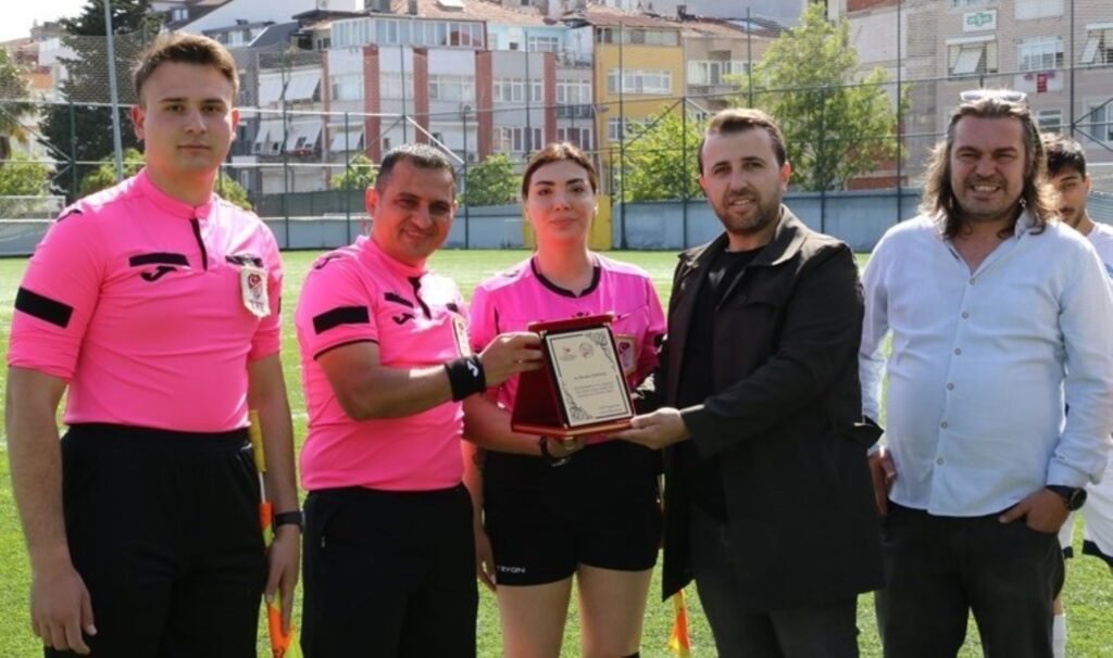 Mustafa Kemal Atatürk’ü savunmuştu: Hakem İbrahim Tokmak jübile yaptı