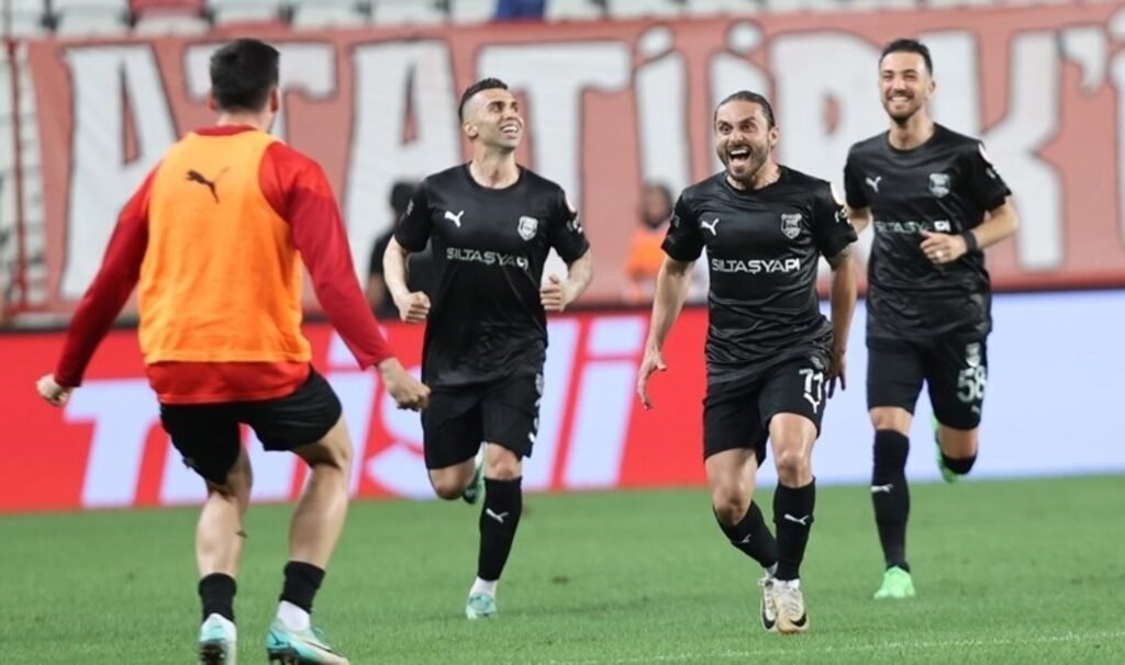 Pendikspor’dan altın değerinde 3 puan!