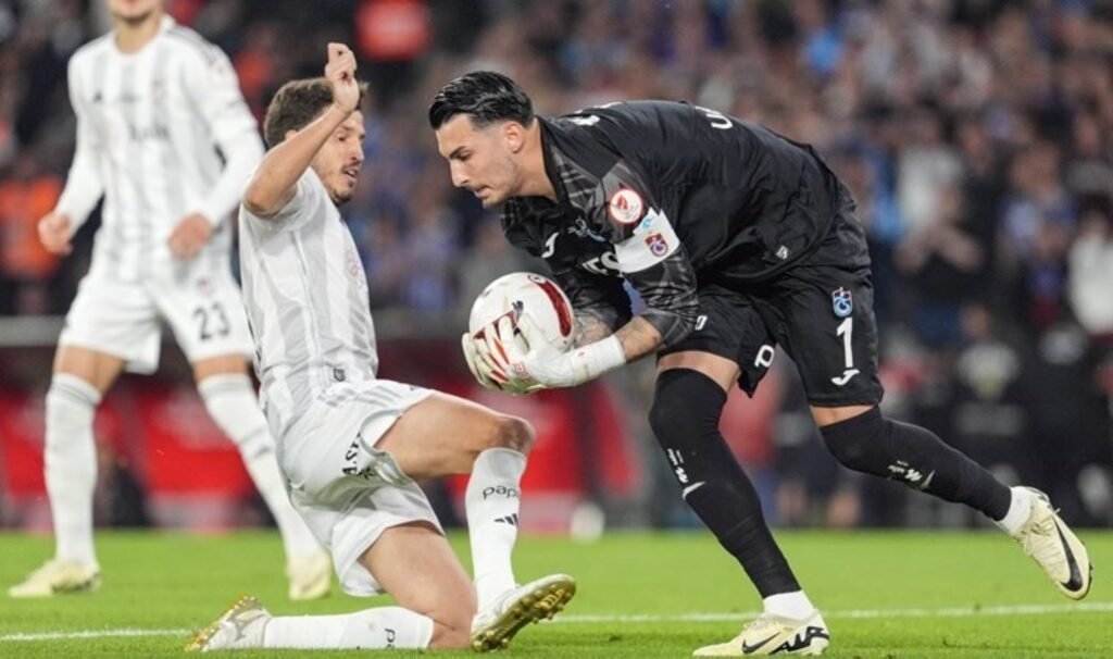 Uğurcan Çakır’dan transfer açıklaması!