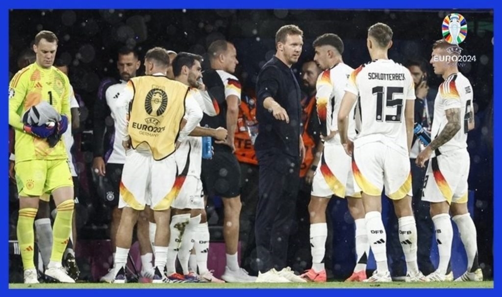 25 dakika aradan sonra tekrar başladı: Almanya – Danimarka maçına yağmur engeli!