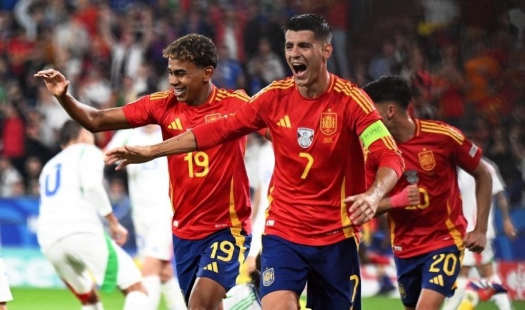 Adı Fenerbahçe ile anılıyordu: İspanyol yıldızdan Mourinho hamlesi!