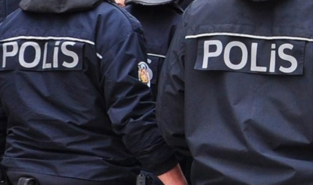 AKP’li belediye başkan yardımcısının kardeşi alkollüyken kaza yaptı: İşlem yapan polisler gözaltına alındı