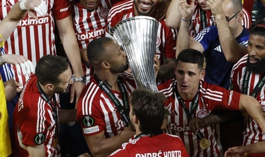 Ayoub El Kaabi kimdir? Ayoub El Kaabi kaç yaşında, hangi takımlarda oynadı? Ayoub El Kaabi’nin kariyeri