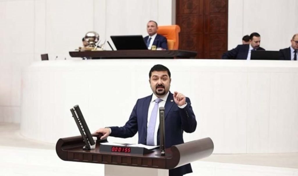 CHP’li Ahmet Baran Yazgan, iktidara Lalapaşa’da tepki gösterdi: ‘Yaptığınız bu mu?’