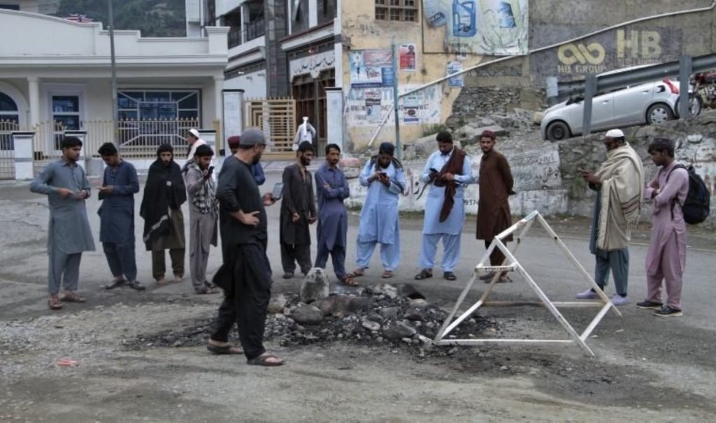 ‘Dine küfretti’ dediler, önce karakolu yaktılar, sonra linç ettiler