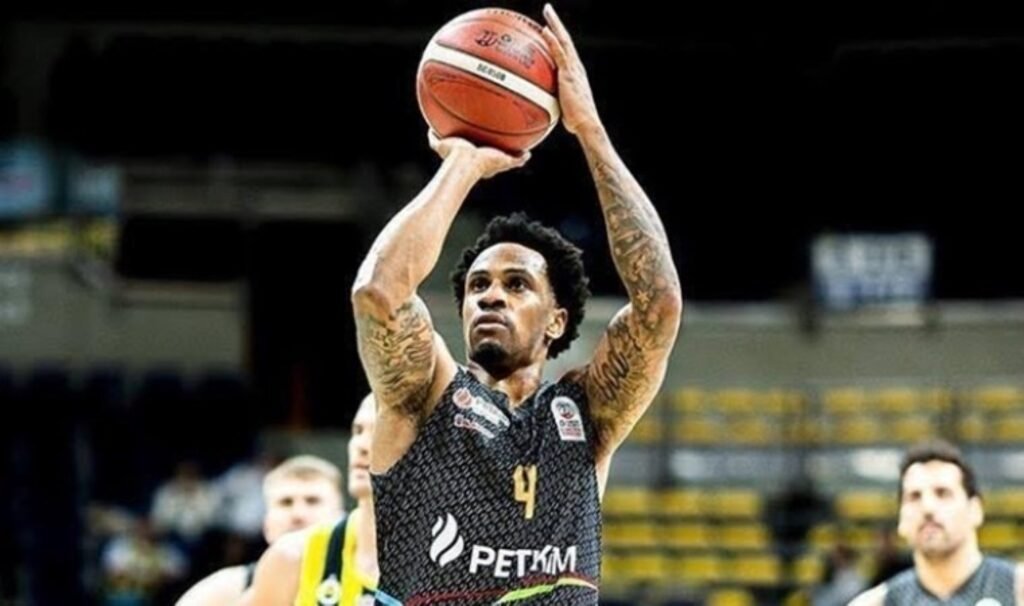 Galatasaray, ABD’li basketbolcu David Efianayi’yi kadrosuna kattı