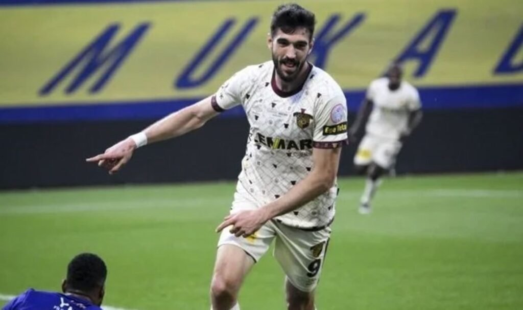 Göztepe’de iç transferde 2 imza