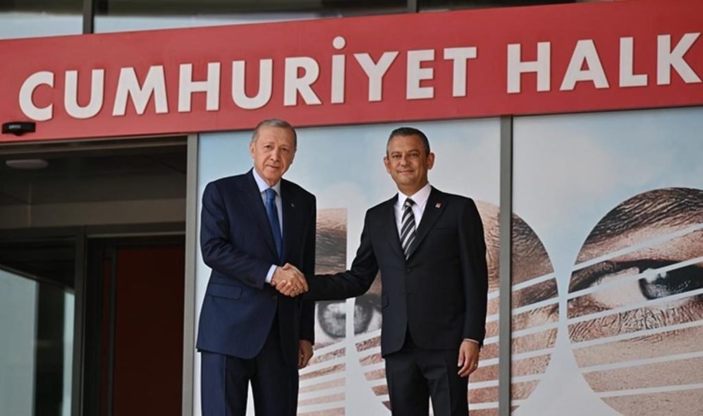 ‘İktidar’ kulisi… CHP ile normalleşmeye devam edilecek mi? Erdoğan, kurmaylarına sordu…