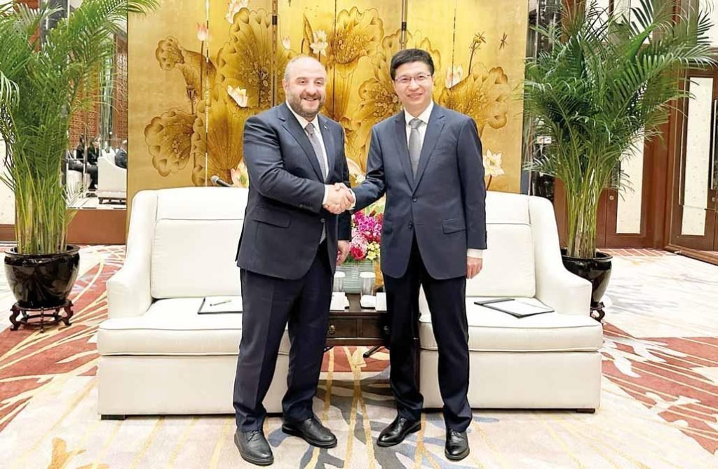 Mustafa Varank’tan Çinli şirketlere çağrı… ‘Türkiye’de yatırım AB’nin kapısını açar’