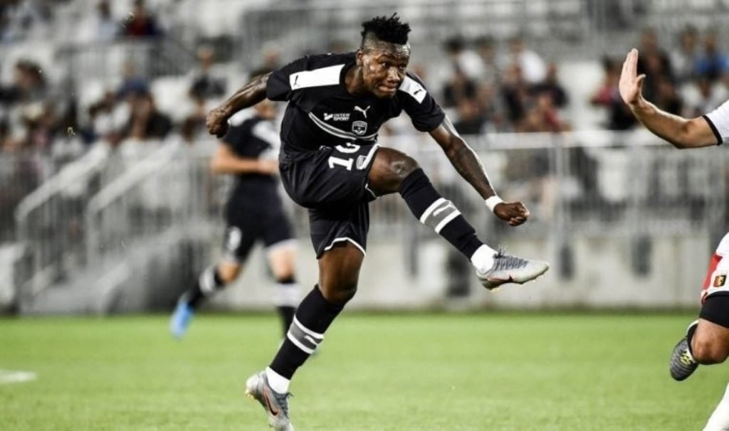 Samuel Kalu kimdir? Samuel Kalu kaç yaşında, nereli? Samuel Kalu hangi takıma transfer oldu?