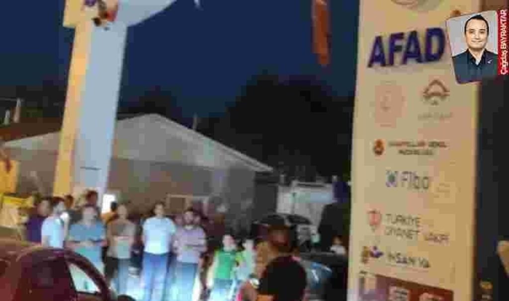 Adıyaman’da yurttaşlar meselelerinin çözülmesi için konteyner kent önünde hareket yaptı