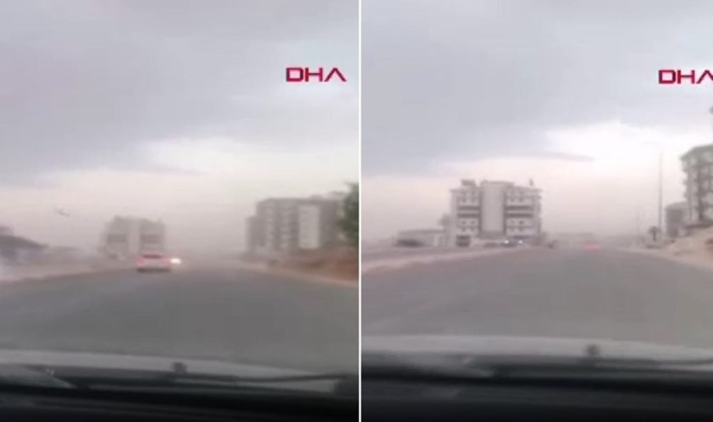 Antalya’da şiddetli fırtına etkili oldu