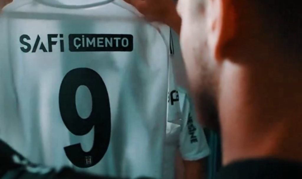 Beşiktaş’ın yeni 9 numarası belli oldu!