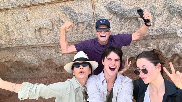 Bir ev satışından ne dedikodular çıktı… Ünlü çifti bir rahat bırakmadılar