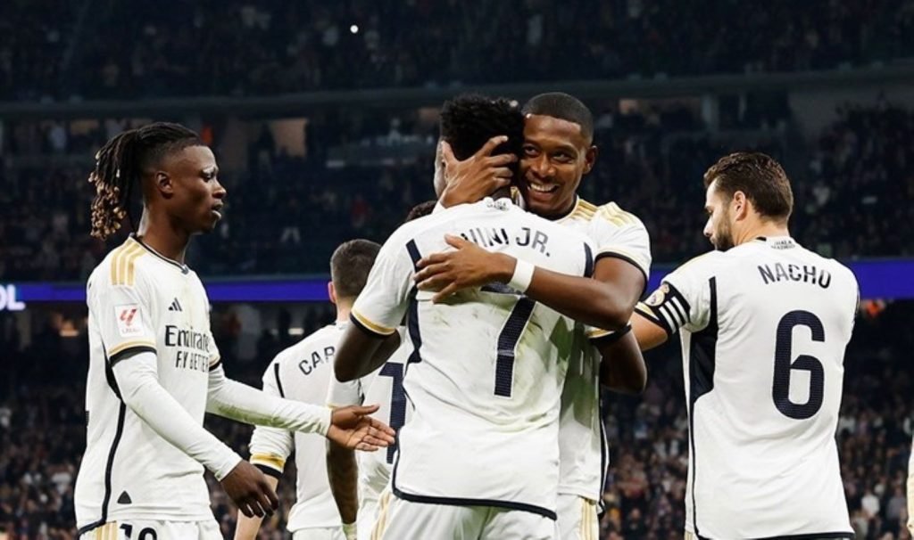 Carlo Ancelotti’ye kötü haber: Yıldız oyuncu 2025’e kadar yok