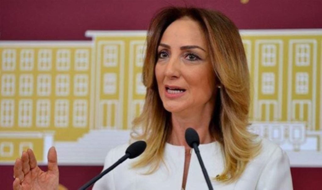 CHP’li Nazlıaka, iktidarın kadını aile kavramı içine hapsetmek istediğini söyledi