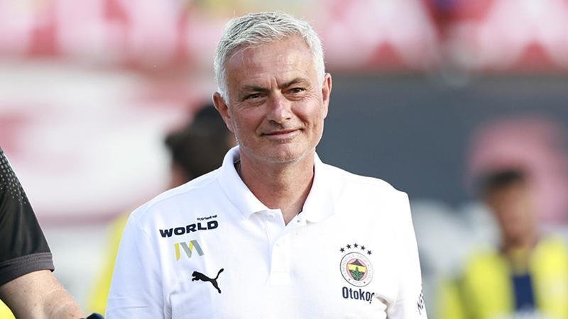 Fenerbahçe’de 3 yıldız takıma katılıyor