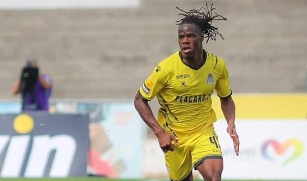 Gaius Makouta, 3 yıllığına Alanyaspor’da