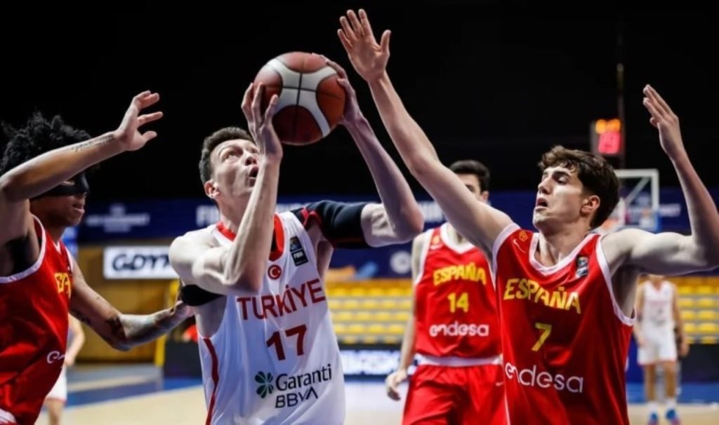 Genç milliler İspanya’ya diş geçiremedi