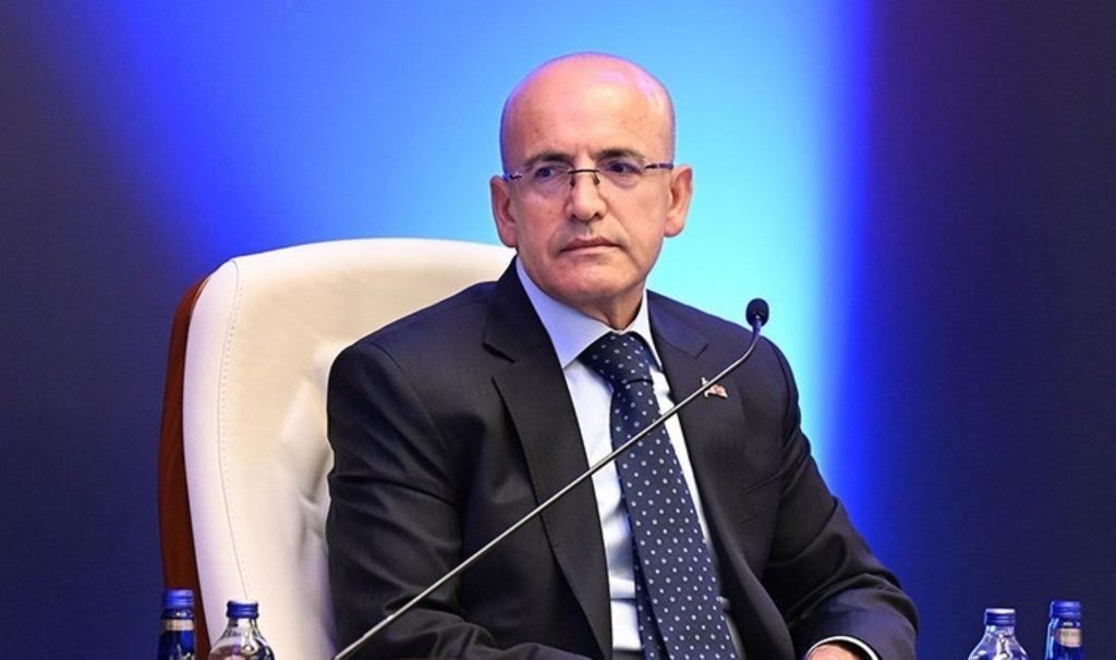 Mehmet Şimşek vergi paketini bu türlü savundu: ‘Bu yasa vatandaşlarımıza yük getirmiyor’