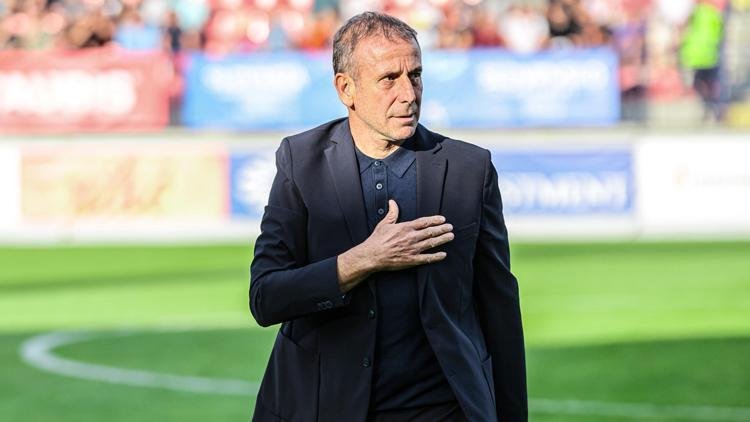 Trabzonspor’da Abdullah Avcı’dan galibiyet sonrası Uğurcan Çakır’a övgü!