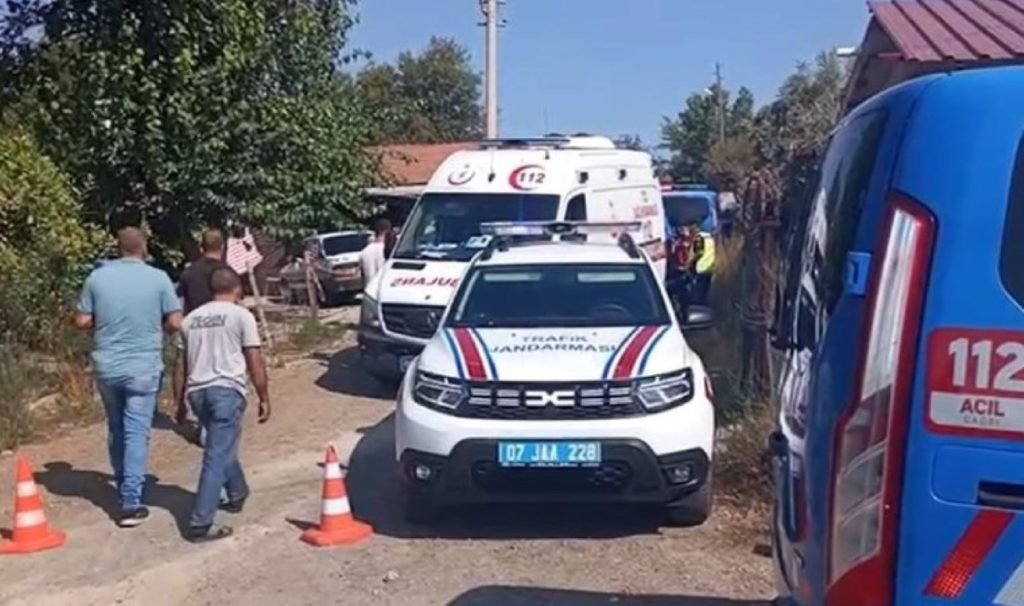 Akrabalar arasında silahlı kavga:1 ölü, 3 yaralı!