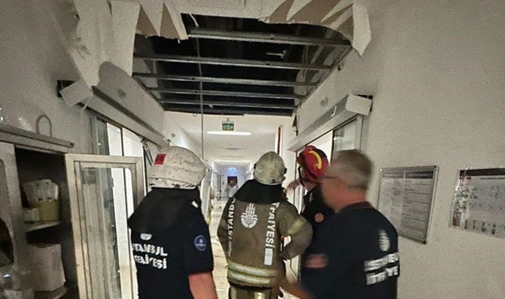 Bakırköy Prof. Dr. Murat Dilmener Acil Durum Hastanesi yeni doğan ağır bakım ünitesinde tavan çöktü