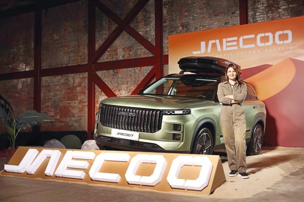 Çinlilerden premium araba çıkarması