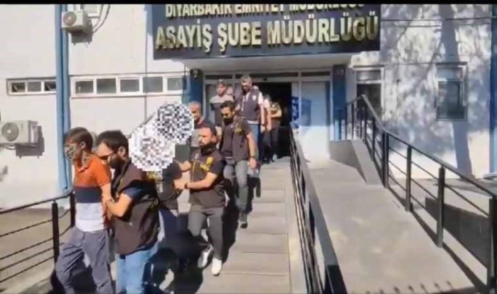 Diyarbakır’da ‘Radar’ operasyonu: 16 gözaltı
