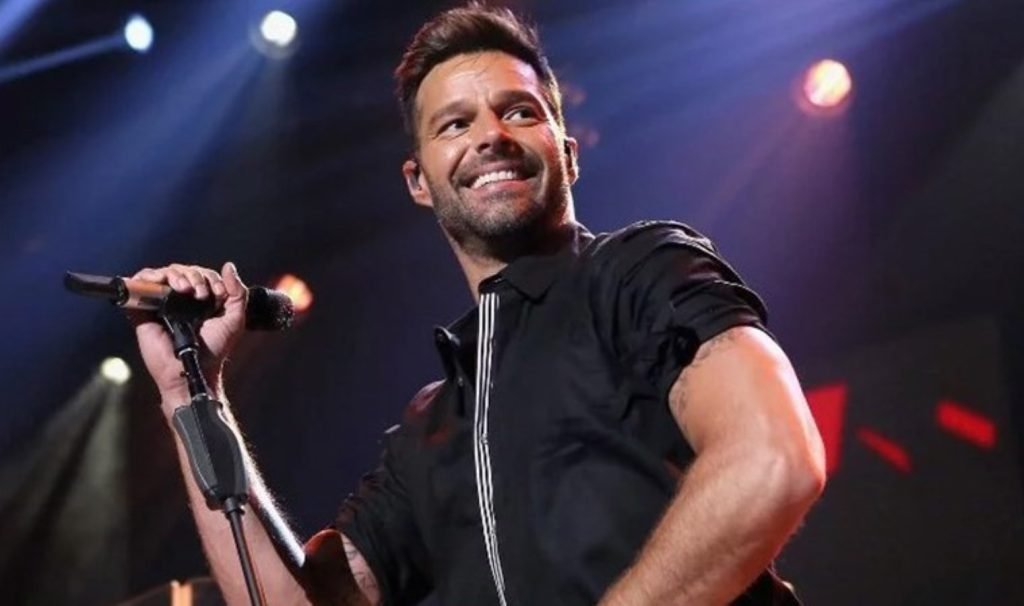 Dünyaca ünlü müzikçi Ricky Martin Antalya’da konser verdi
