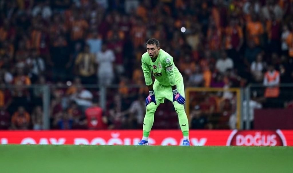 Galatasaray’da flaş sakatlık: Fernando Muslera oyuna devam edemedi!