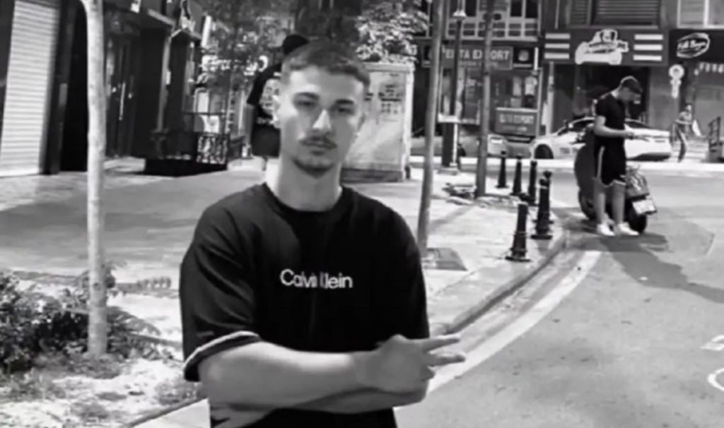 İstanbul’da vahim olay: 16 yaşındaki çocuk toplumsal medyada paylaştığı fotoğraf yüzünden öldürüldü