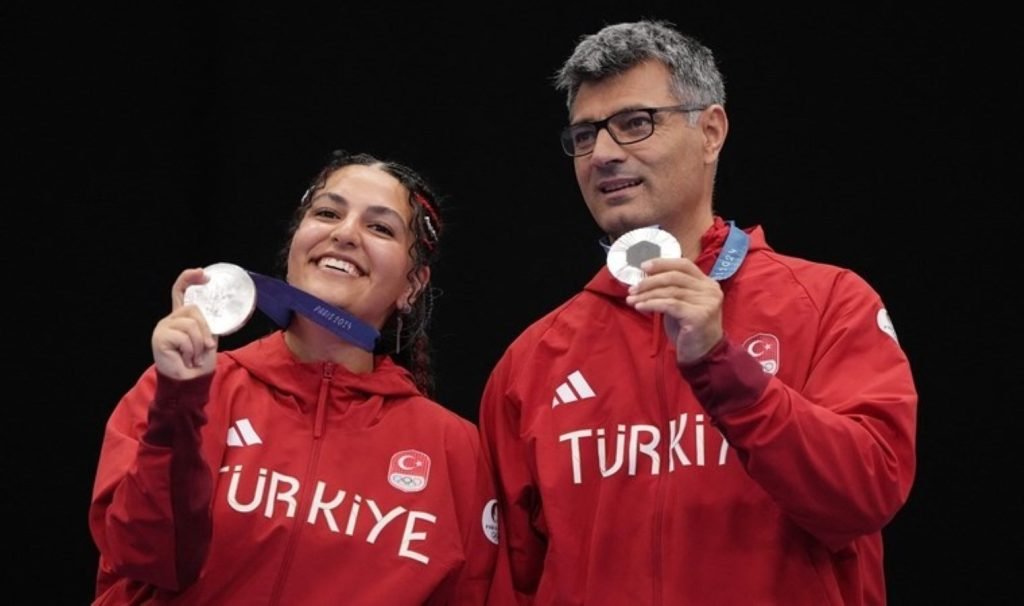 Olimpiyatta bir birincisi başarmışlardı: Dünya, Türk atletleri konuşuyor!