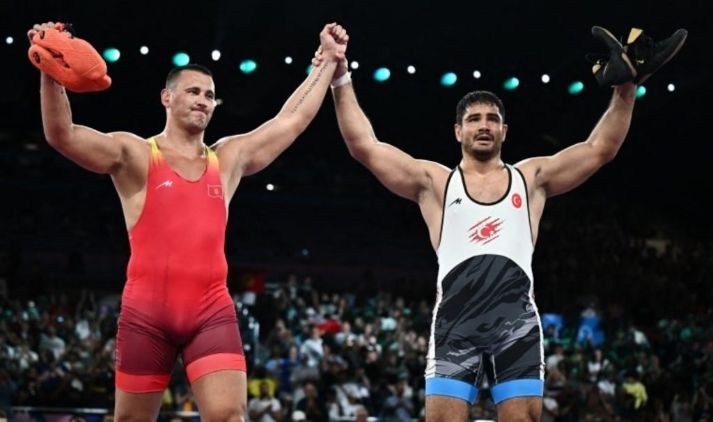 Paris 2024’te bronz madalya kazanmıştı: Taha Akgül’den hakemlere tepki!