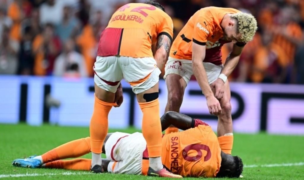 Resmi açıklama geldi: Galatasaray’da Davinson Sanchez gelişmesi!