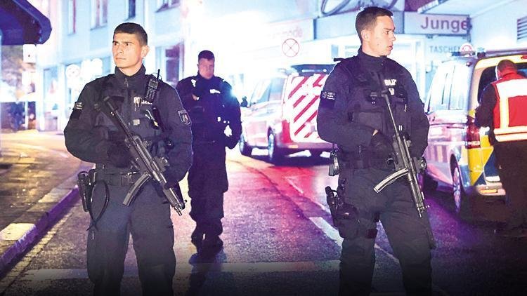 Şenlikte bıçaklı dehşet… Solingen’de şoke eden hücum: 3 meyyit 8 yaralı