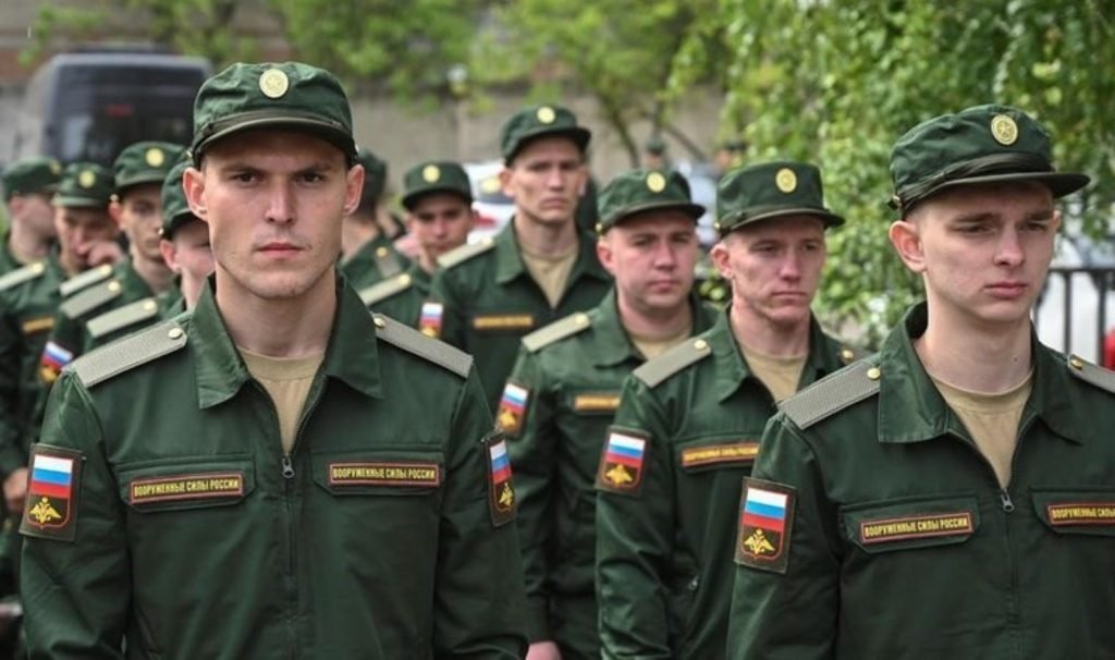 Trump’tan Rus ordusuna övgüler: ‘Harika bir kış savaşçısı…’