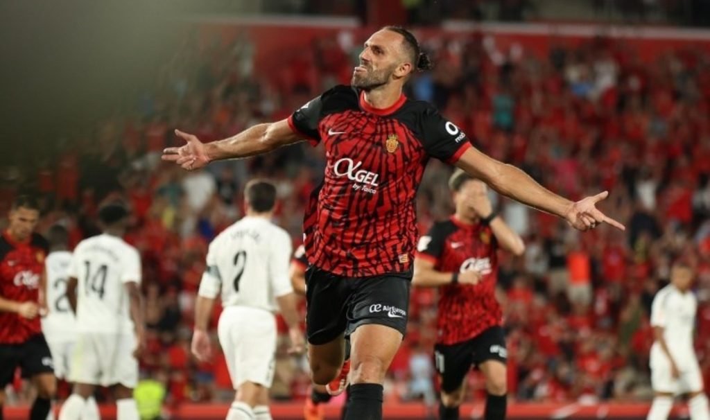 Vedat Muriç, Real Madrid’in ümitlerini söndürdü!