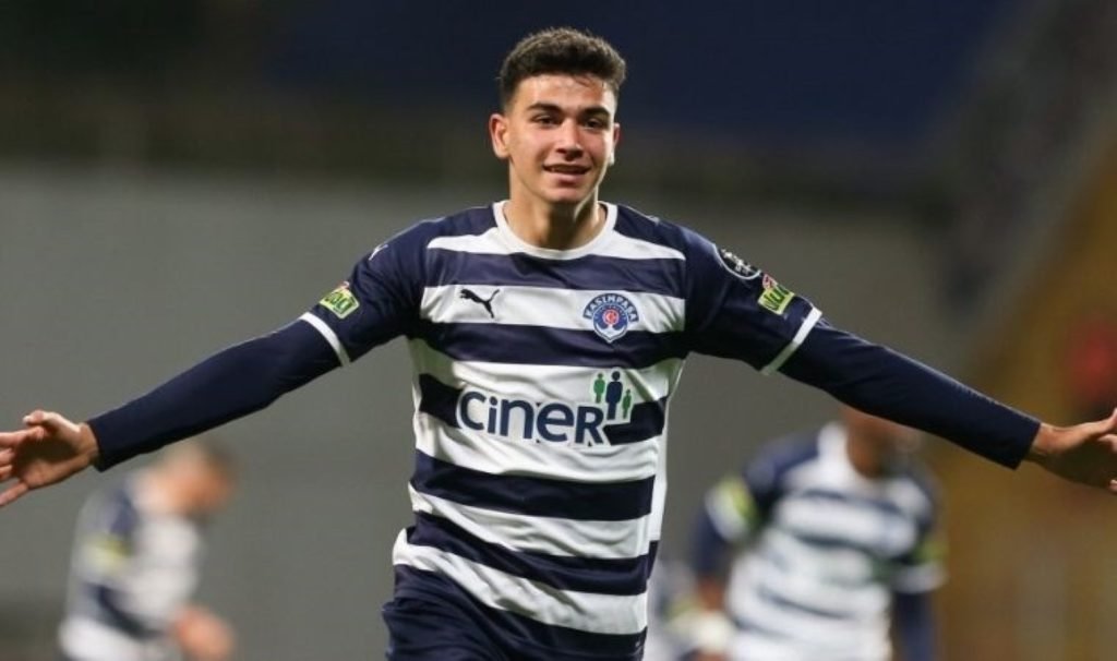 Yasin Özcan kimdir? Fenerbahçe transfer gündeminde yer alan Yasin Özcan kaç yaşında, nereli? Yasin Özcan’un kariyeri