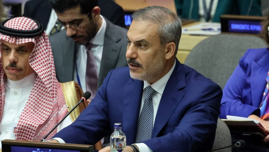 Bakan Fidan:  Filistinli kardeşlerimizi açlığa ve katliama mahkum etmeyeceğiz