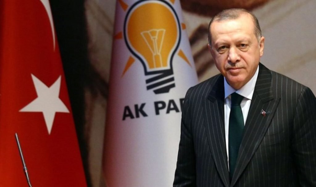 İstifa edenlerin yerine atamalar gerçekleşti: AKP’de görev değişimi