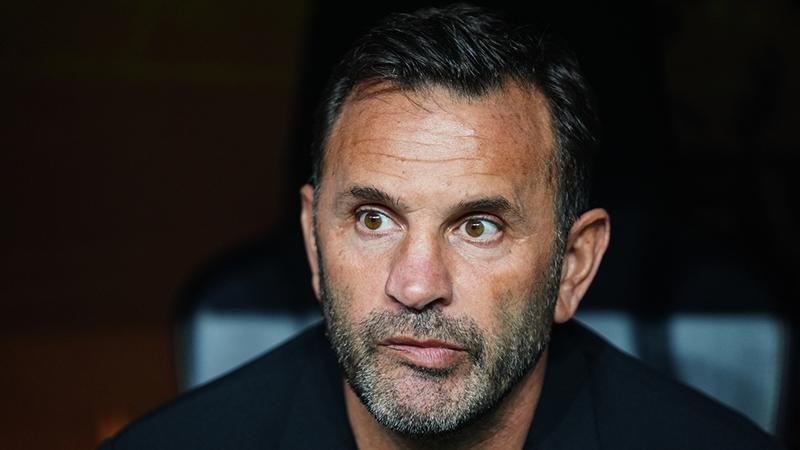 Okan Buruk: 3’lü forvetle de oynayabiliriz