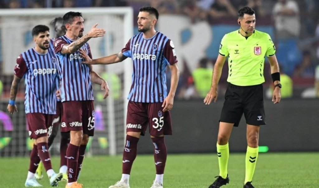Trabzonspor’dan hakeme sert tepki: ‘Tek eksik Beşiktaş forması’